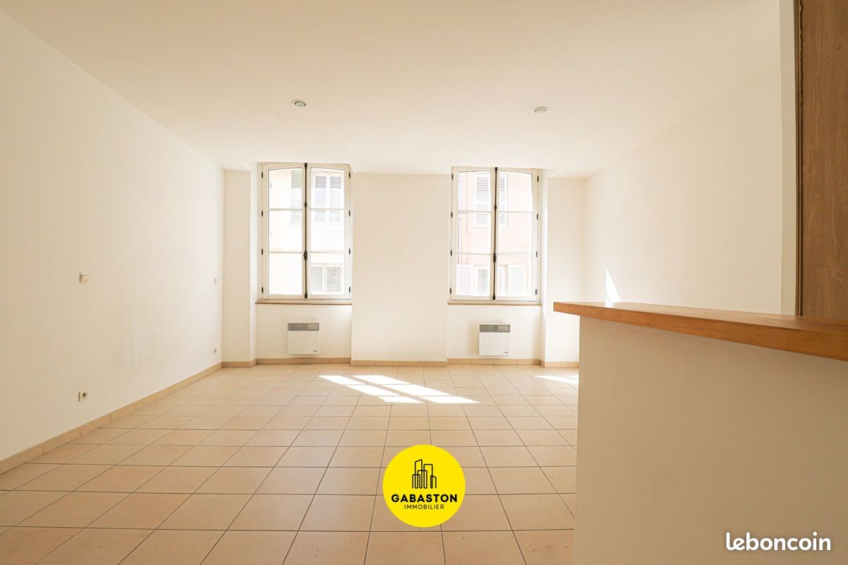 Студия в Марсель, Франция № 337882