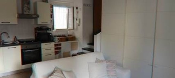 Apartamento de 3 habitaciónes en Genoa, Italy No. 284230 12