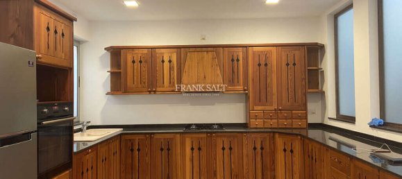 3 غرف نوم طابقين في Attard, Malta رقم 10181 4