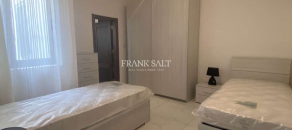 3 غرف نوم طابقين في Attard, Malta رقم 10181 8