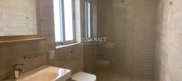 3 غرف نوم طابقين في Attard, Malta رقم 10181 11