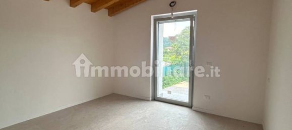 3 bedrooms Villa in Udine, Italy No. 135373 8