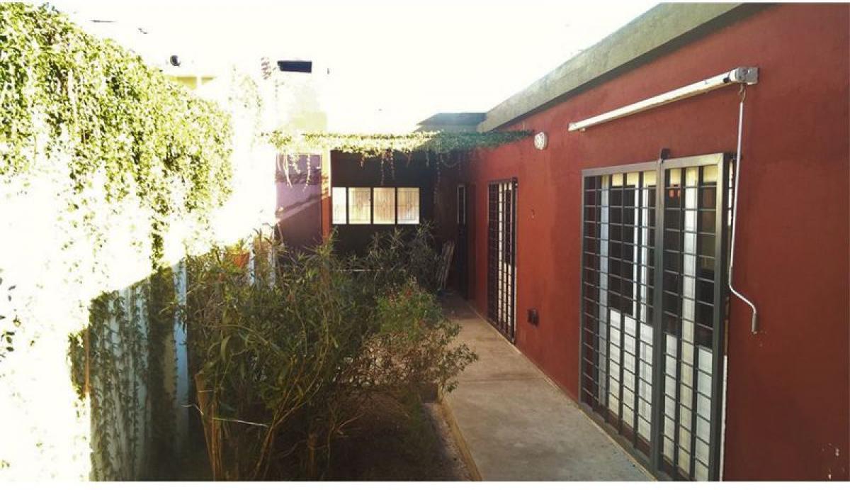 2 bedrooms House in Cordoba, Argentina No. 1738