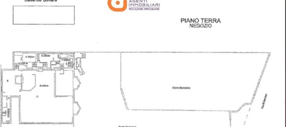 Propiedad comercial de 4 habitaciónes en Rome, Italy No. 324991 30