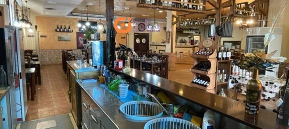 Коммерческая недвижимость с 4 комнатами в Рим, Италия № 324991 32