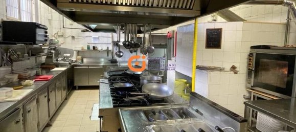 Propiedad comercial de 4 habitaciónes en Rome, Italy No. 324991 18