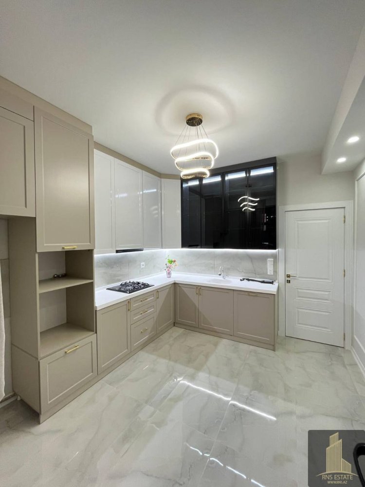 4 bedrooms Apartment in Khatay, Azerbaijan No. 1290