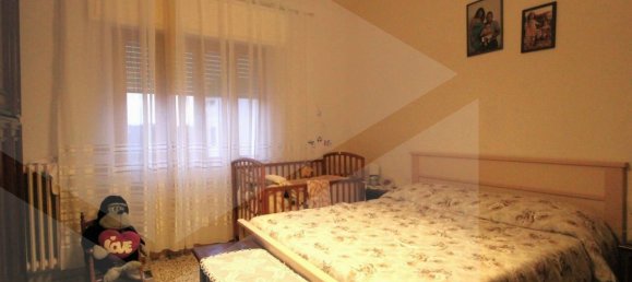 Casa de 7 divisões em Montopoli in Val d'Arno, Italy N.º 23028 13