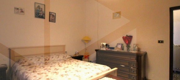 Casa de 7 divisões em Montopoli in Val d'Arno, Italy N.º 23028 15