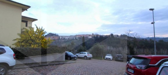 Casa de 7 divisões em Montopoli in Val d'Arno, Italy N.º 23028 2