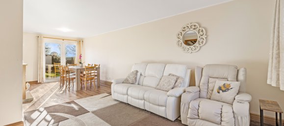 4 bedrooms House in Reigate, United Kingdom No. 990 2