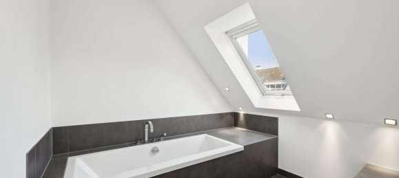 3 Schlafzimmer Haus in Düsseldorf, Germany, Nr. 6304 12