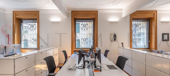 4 bedrooms Apartment in Milan, Italy No. 313939 11