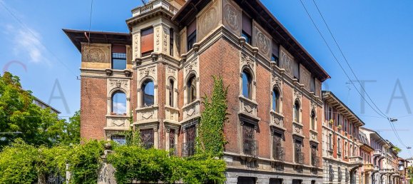 4 bedrooms Apartment in Milan, Italy No. 313939 14