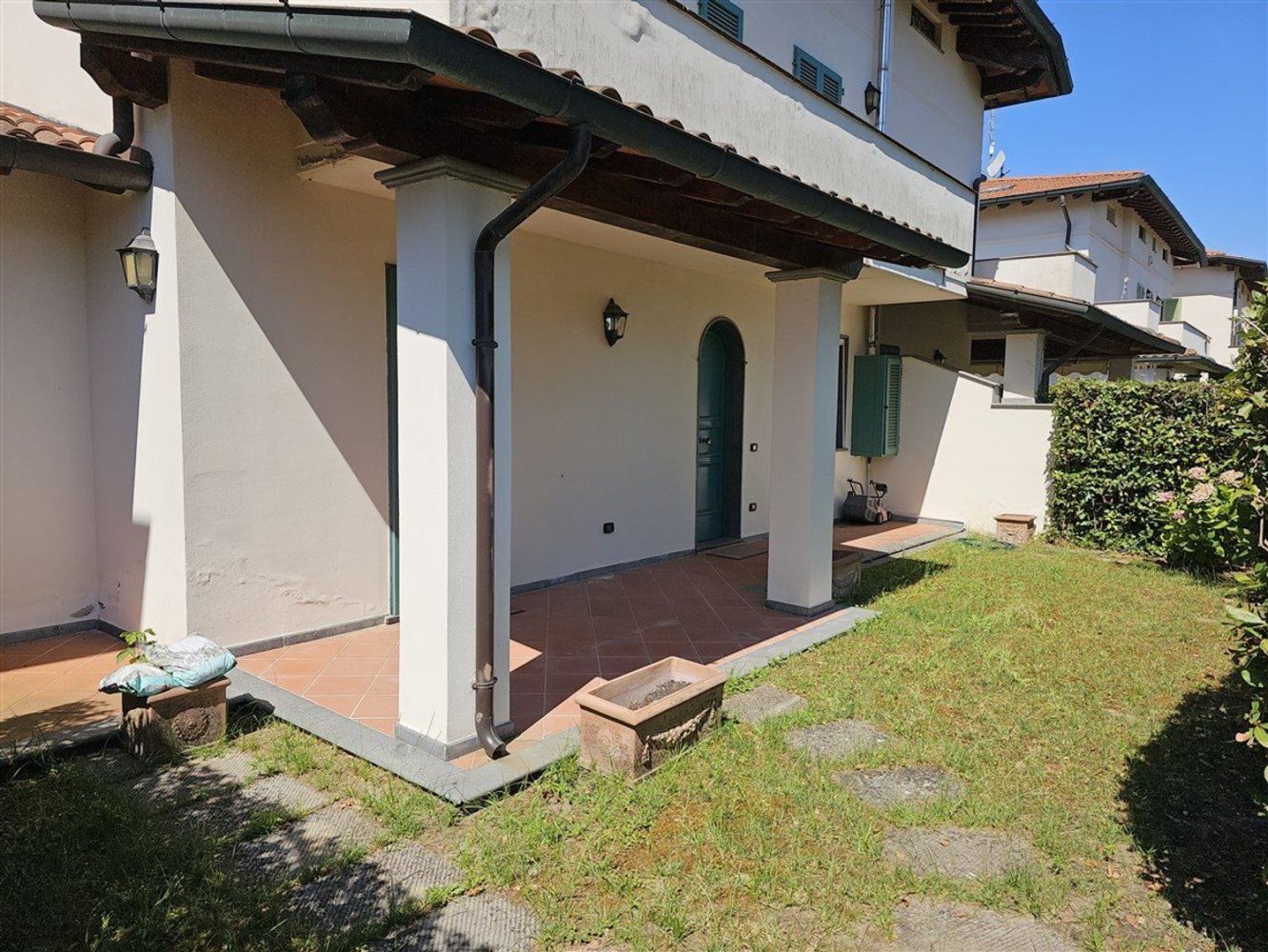 Дом с 4 спальнями в Монтиньозо, Италия № 316751