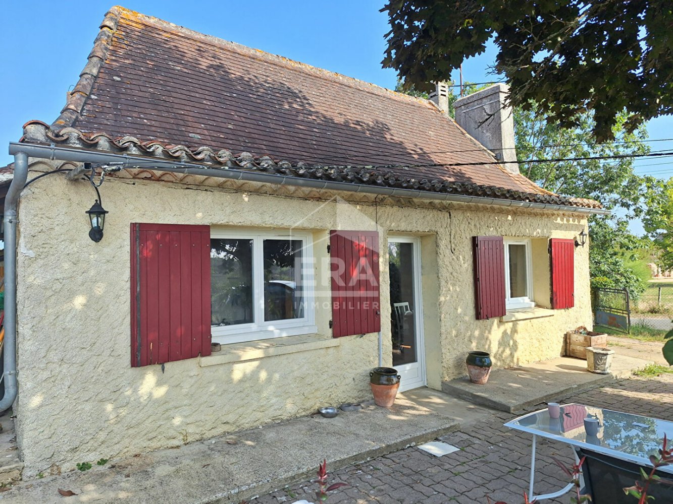 2 bedrooms House in Montpon-Menesterol, France No. 276675