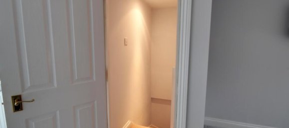 3 bedrooms House in Gravesend, United Kingdom No. 13793 17