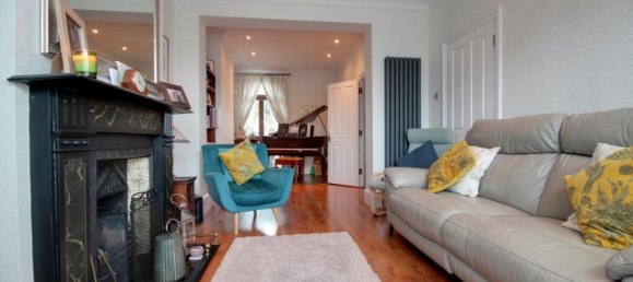 3 bedrooms House in Gravesend, United Kingdom No. 13793 4