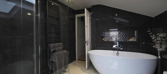 3 bedrooms House in Gravesend, United Kingdom No. 13793 11