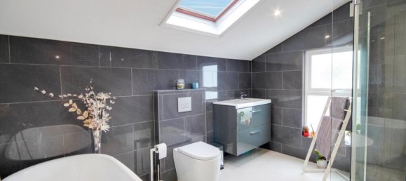 3 bedrooms House in Gravesend, United Kingdom No. 13793 10