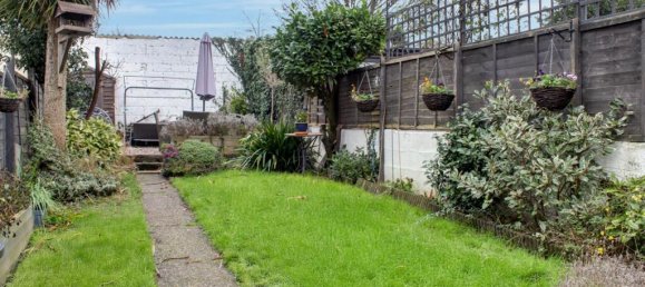 3 bedrooms House in Gravesend, United Kingdom No. 13793 21