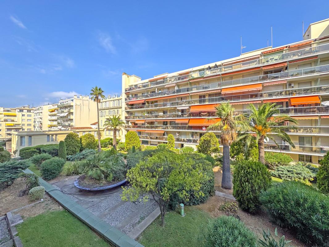 Studio in Nice, France No. 345716