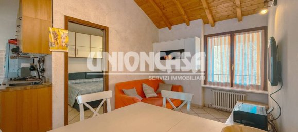2 Schlafzimmer Wohnung in Fenegrò, Italy, Nr. 260157 4