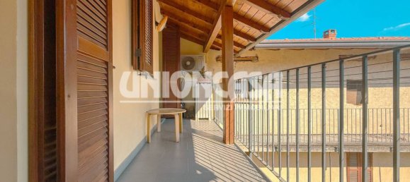 2 Schlafzimmer Wohnung in Fenegrò, Italy, Nr. 260157 10