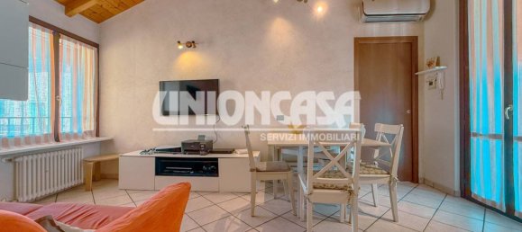 2 Schlafzimmer Wohnung in Fenegrò, Italy, Nr. 260157 3