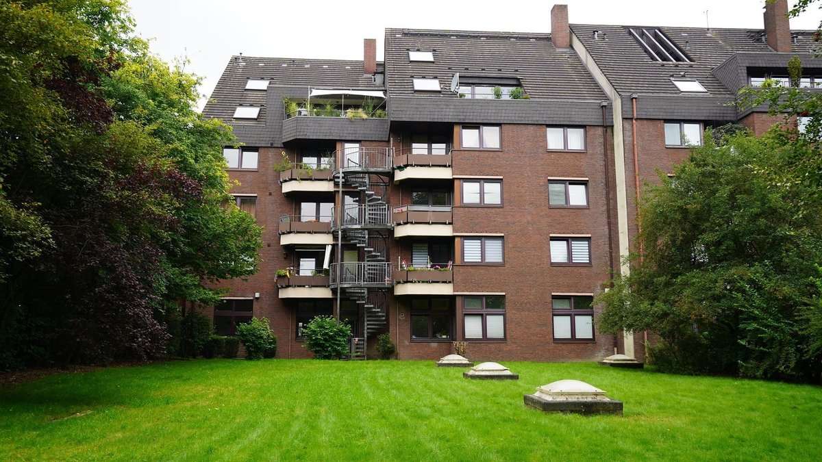 2غرفة شقة في Wandsbek, Germany رقم 21046