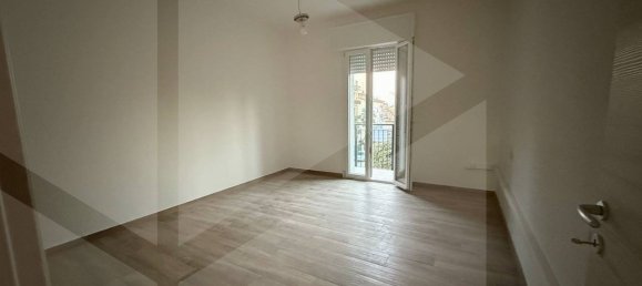 4غرفة شقة في Castelnuovo Rangone, Italy رقم 23254 20