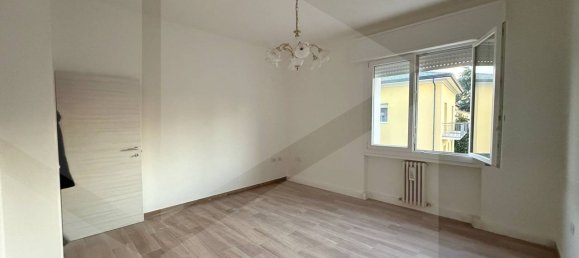 4غرفة شقة في Castelnuovo Rangone, Italy رقم 23254 4