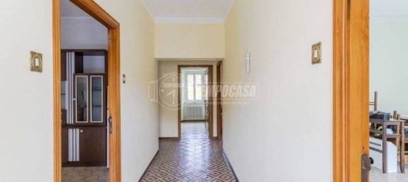 2 bedrooms Apartment in Montegranaro, Italy No. 227825 2