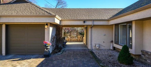 4 غرف نوم منزل في British Columbia, Canada رقم 1245 2