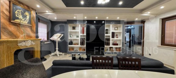 Villa T5 em Marino, Italy N.º 263647 25