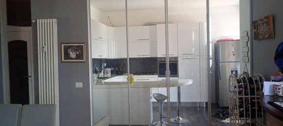 4 Schlafzimmer Wohnung in Seregno, Italy, Nr. 364644 8
