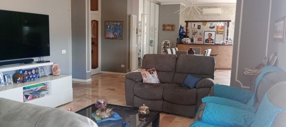 4 Schlafzimmer Wohnung in Seregno, Italy, Nr. 364644 6