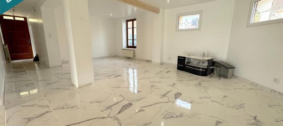 5 bedrooms Townhouse in Ratte, France No. 268223 2