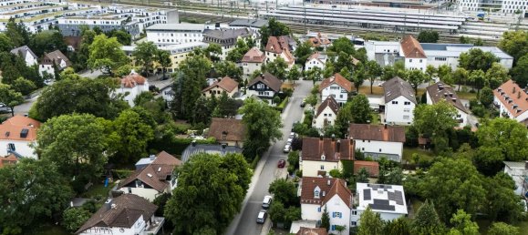  Land in Munich, Germany No. 247132 2