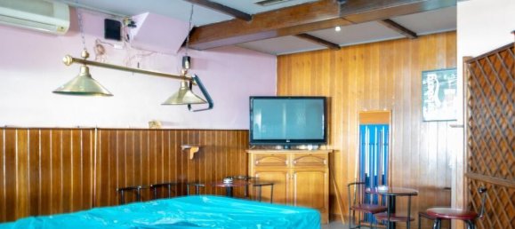 90m² Commercial property in Covilha, Portugal No. 143735 13