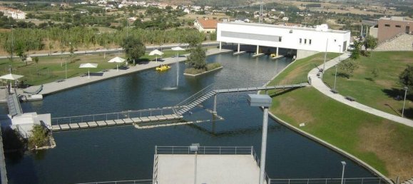 90m² Commercial property in Covilha, Portugal No. 143735 28