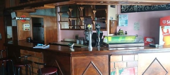 90m² Commercial property in Covilha, Portugal No. 143735 26