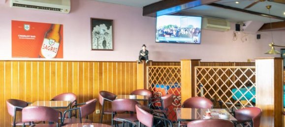 90m² Commercial property in Covilha, Portugal No. 143735 22