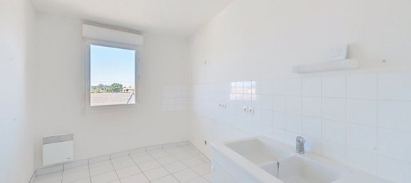 2 Schlafzimmer Wohnung in Le Haillan, France, Nr. 294010 3