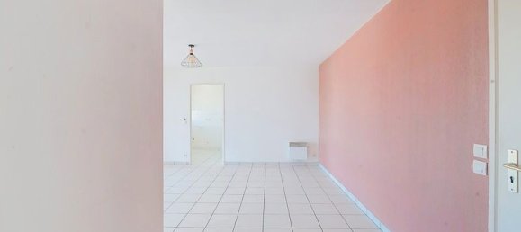 2 Schlafzimmer Wohnung in Le Haillan, France, Nr. 294010 4