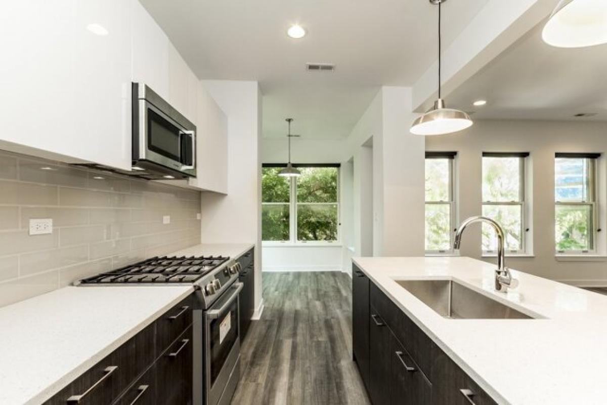 16 bedrooms House in Chicago, USA No. 413456