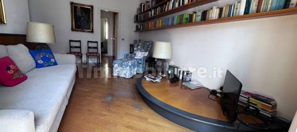 2 bedrooms Apartment in Milan, Italy No. 352203 7