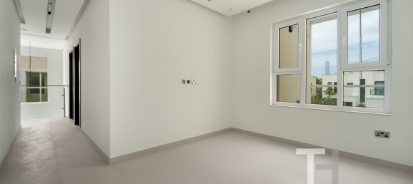 5 bedrooms Villa in Jumeirah Park, UAE No. 28474 6