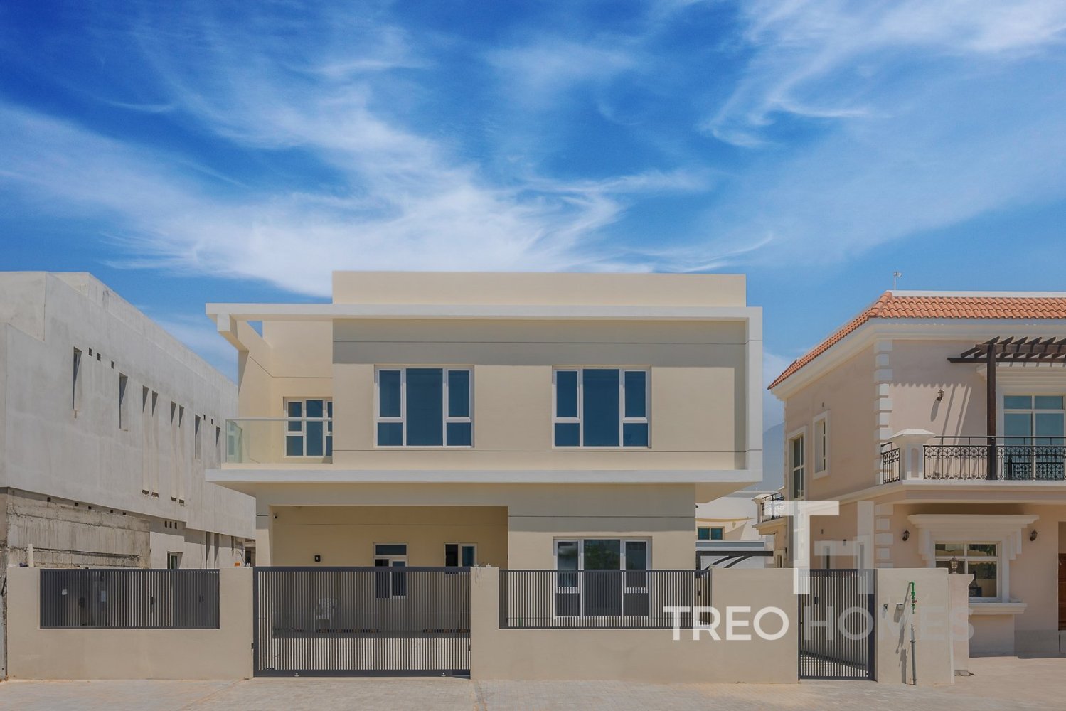 5 bedrooms Villa in Jumeirah Park, UAE No. 28474