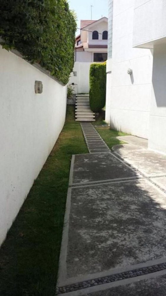 4 bedrooms House in Ciudad Lopez Mateos, Mexico No. 213731